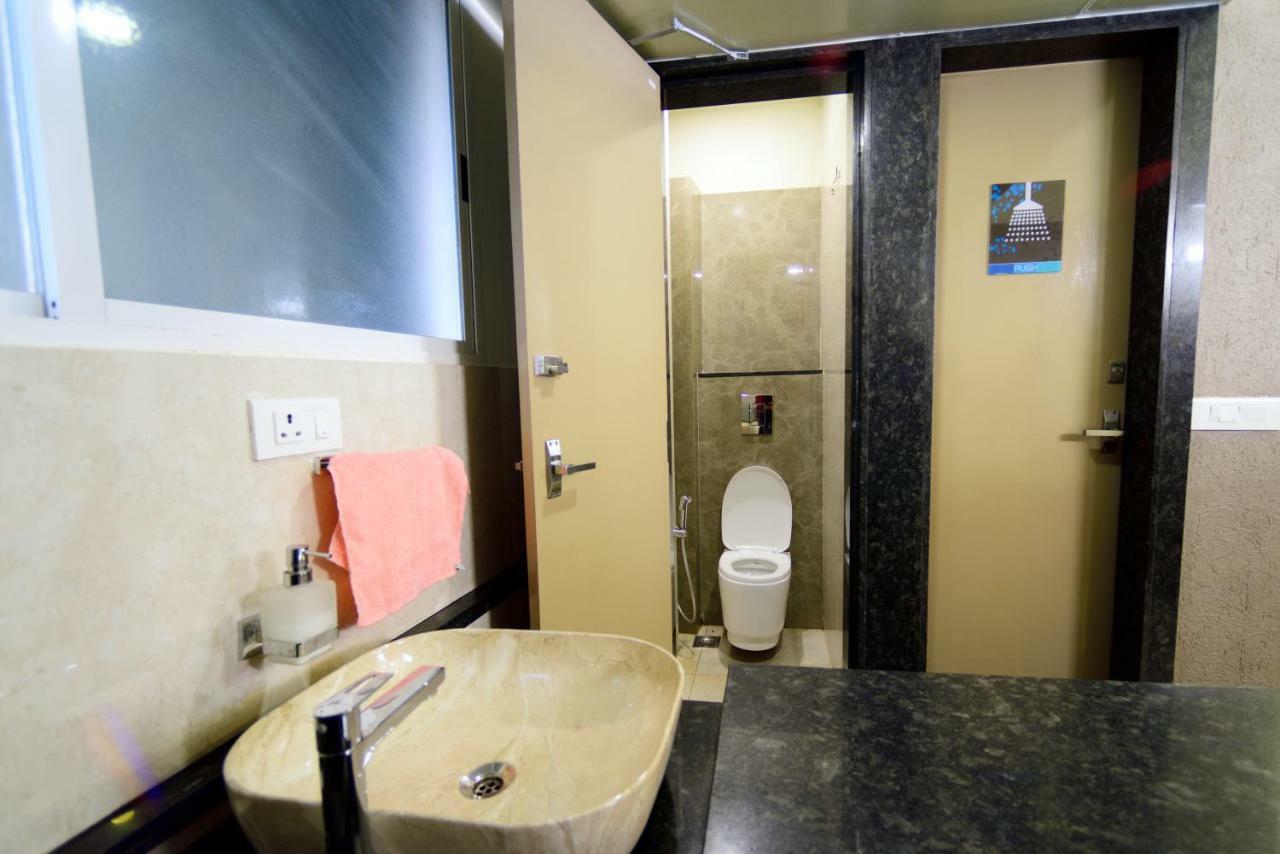 Bedspace- Capsule Ac Hotel Mangaluru Exterior foto