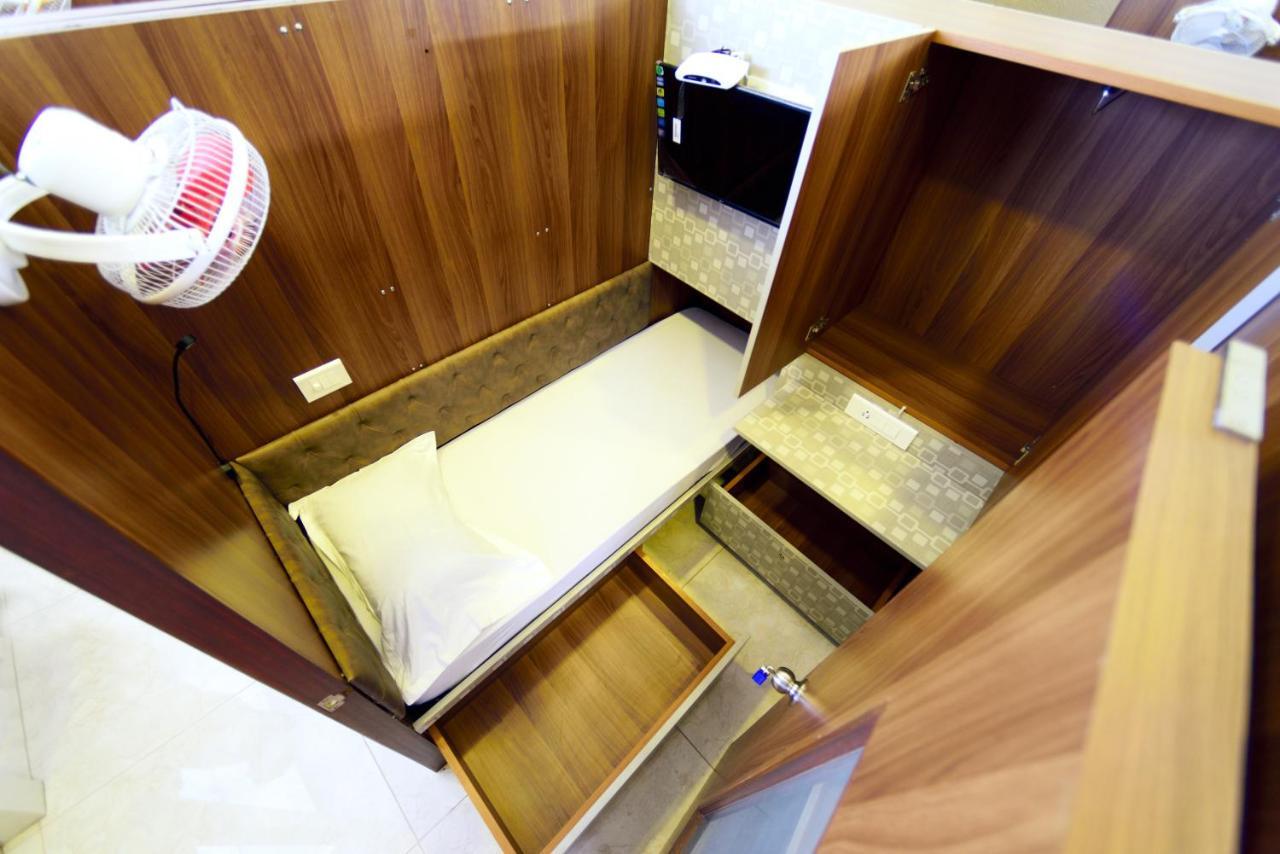 Bedspace- Capsule Ac Hotel Mangaluru Exterior foto